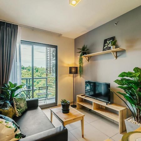 Unixx By The Sea Apartment Pattaya Exterior photo