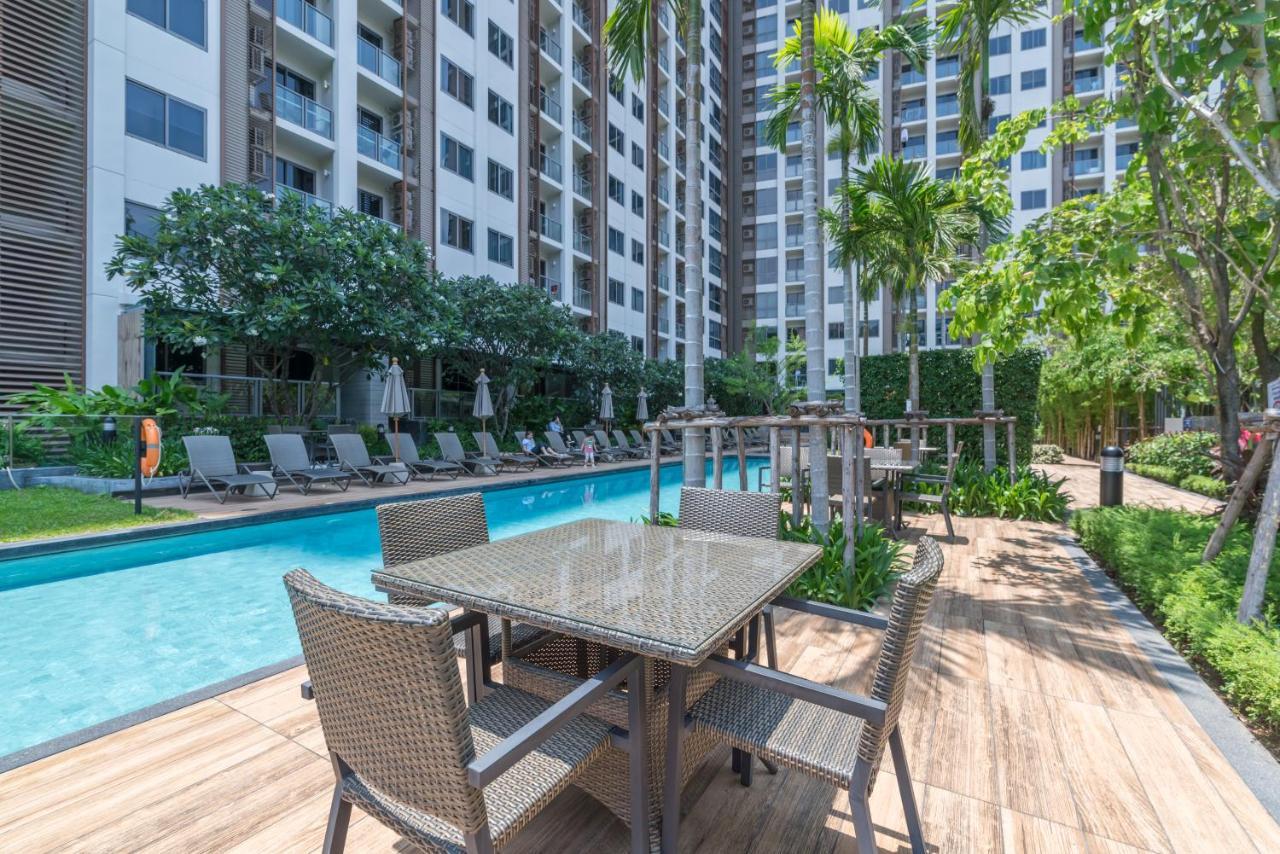 Unixx By The Sea Apartment Pattaya Exterior photo