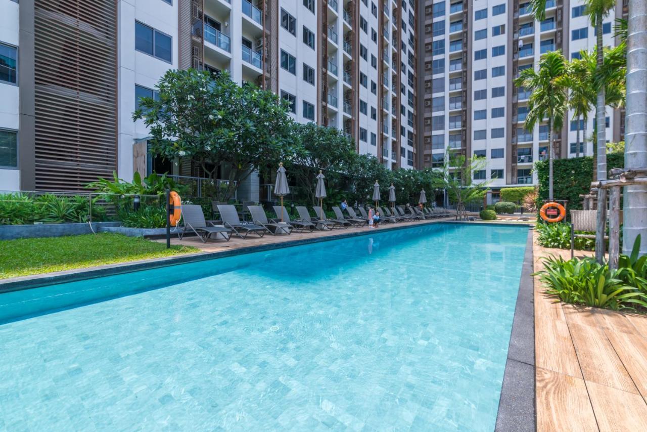 Unixx By The Sea Apartment Pattaya Exterior photo