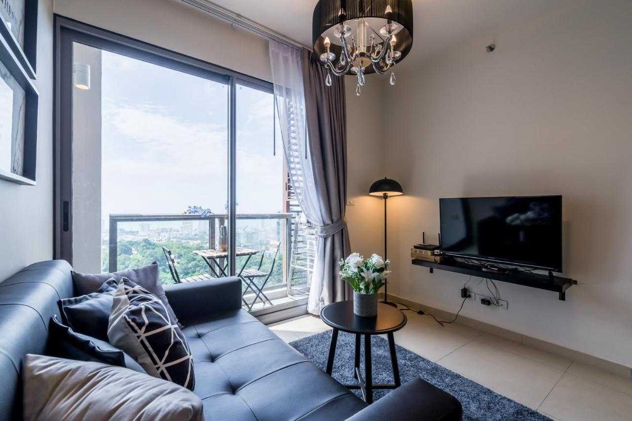 Unixx By The Sea Apartment Pattaya Exterior photo
