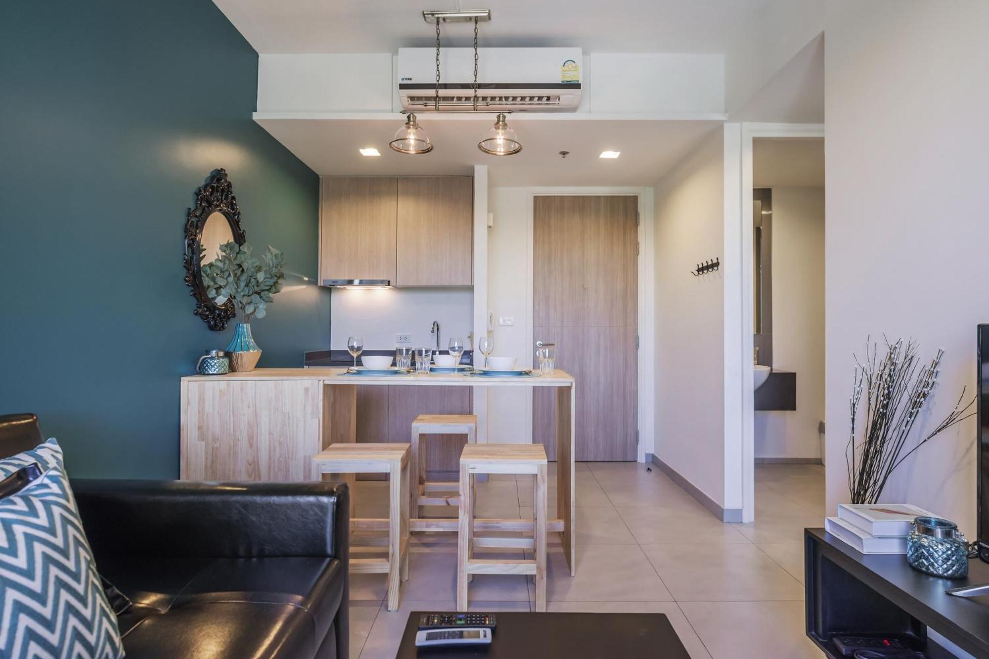 Unixx By The Sea Apartment Pattaya Room photo